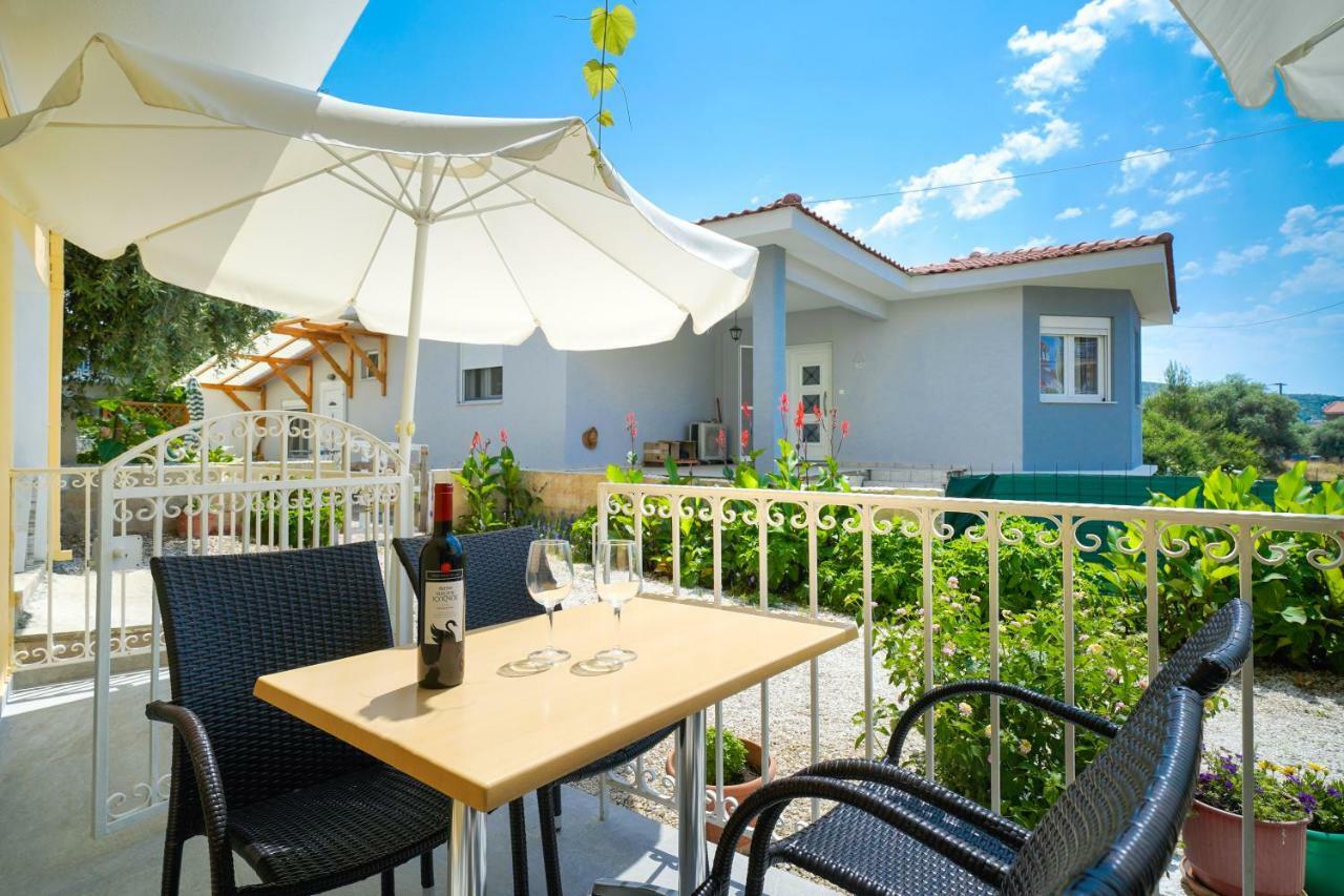 Studios Panagiota Потос Екстериор снимка